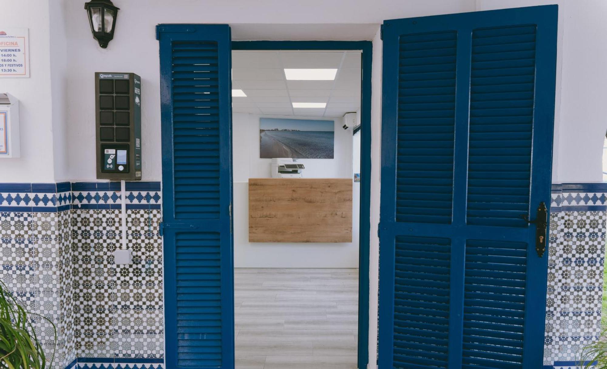 Apartamentos Punta Cormoran La Manga del Mar Menor Exterior photo
